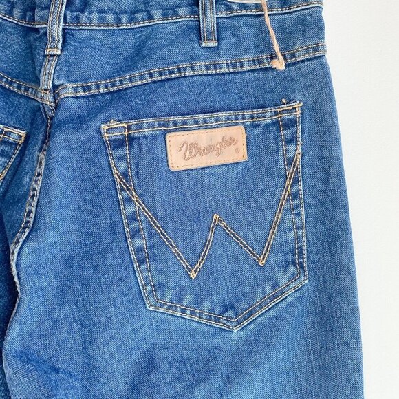 NWT Wrangler Mid Rise Regular Fit Straight Leg Mens jeans 36/34 - Picture 4 of 9